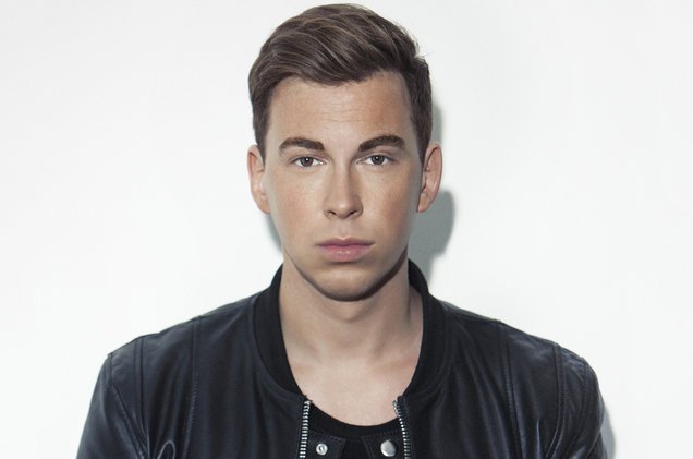 billboard's tweet photo. Watch @Hardwell honk horn and hit the road for "Om Telolet Om" meme https://t.co/zdXLaYJ0Hb https://t.co/uhmqC7zgJE