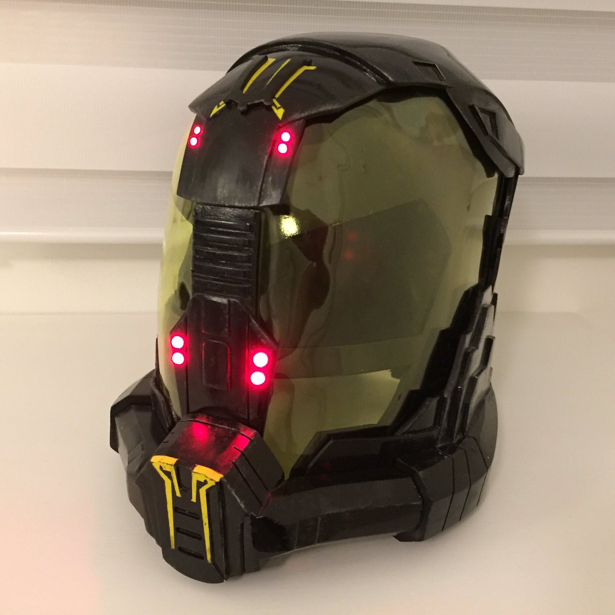 redpym_cosplay's tweet photo. For my first self-made helmet I am quite proud.
#antman #yellojacket #marvel #cosplay #marvelcosplay #cosplay #hankpym #yellojackethelmet https://t.co/bxhdZQbGHW