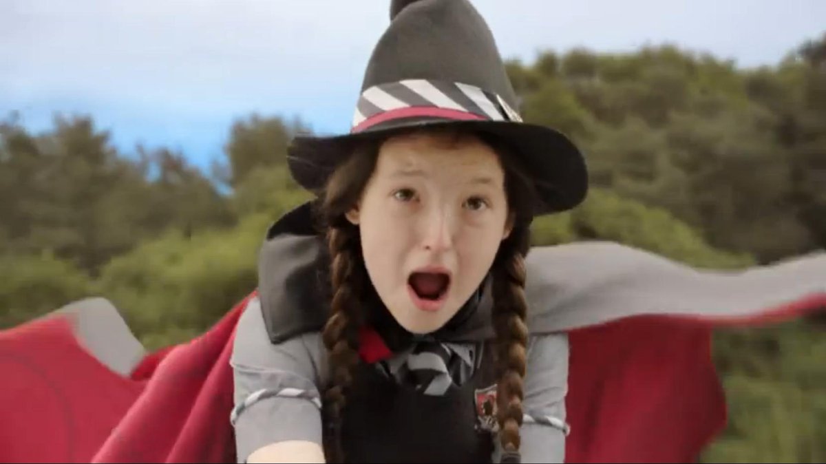 O Xrhsths Gameofthronesjp Sto Twitter ベラ ラムジー主演の新ドラマ The Worst Witch から3本ほどのメイキング動画 こちらは国別制限がかからないでしょう T Co Wz5kymgfi5