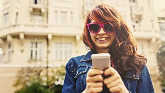 Please2Meet's tweet image. Finito i Giga? Questo natale non appendere il tuo cellulare! 
Scarica Please2meet e sei sempre connesso 😉