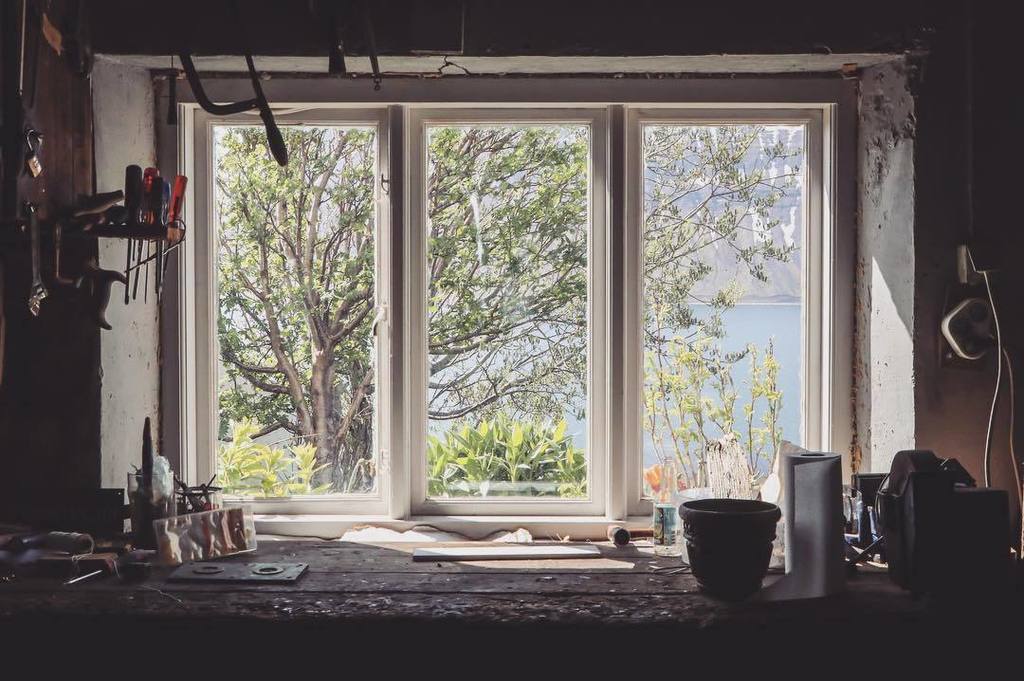 Work Space 😍
.
.
.
.
.
.
#working #view  #igiceland #igersiceland #inspiredbyiceland #sky … ift.tt/2hubYzC