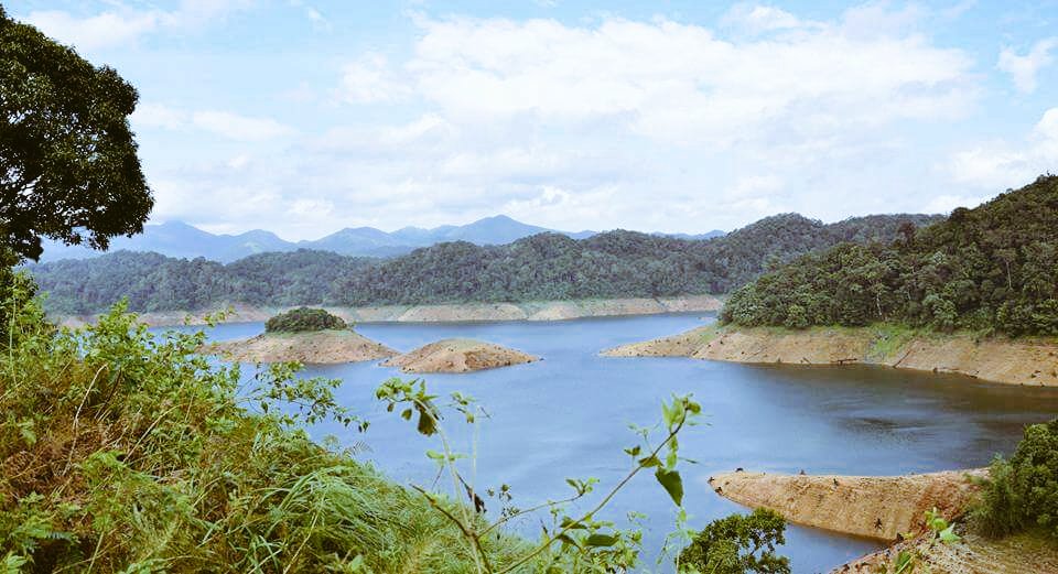 AnwarBasith's tweet image. This is gavi . tourist place in Kerala India . Any one go to there call this number 7025066604