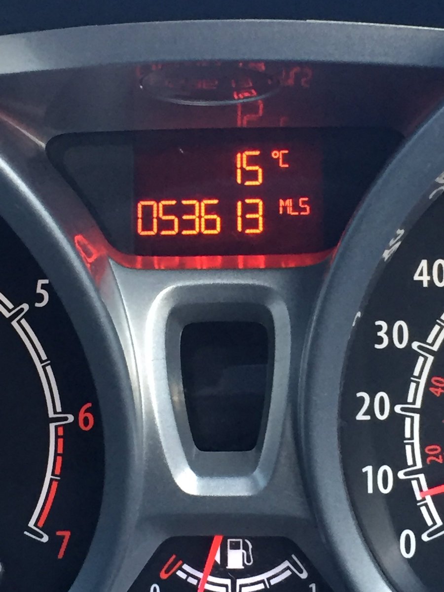 princeyg178's tweet photo. @CapitalScotland Highs of 5 Steven...a tropical 15 on the Bypass #rightnow #summertimeinDecember #stuckatgogarburn https://t.co/c8DqHVAxxY