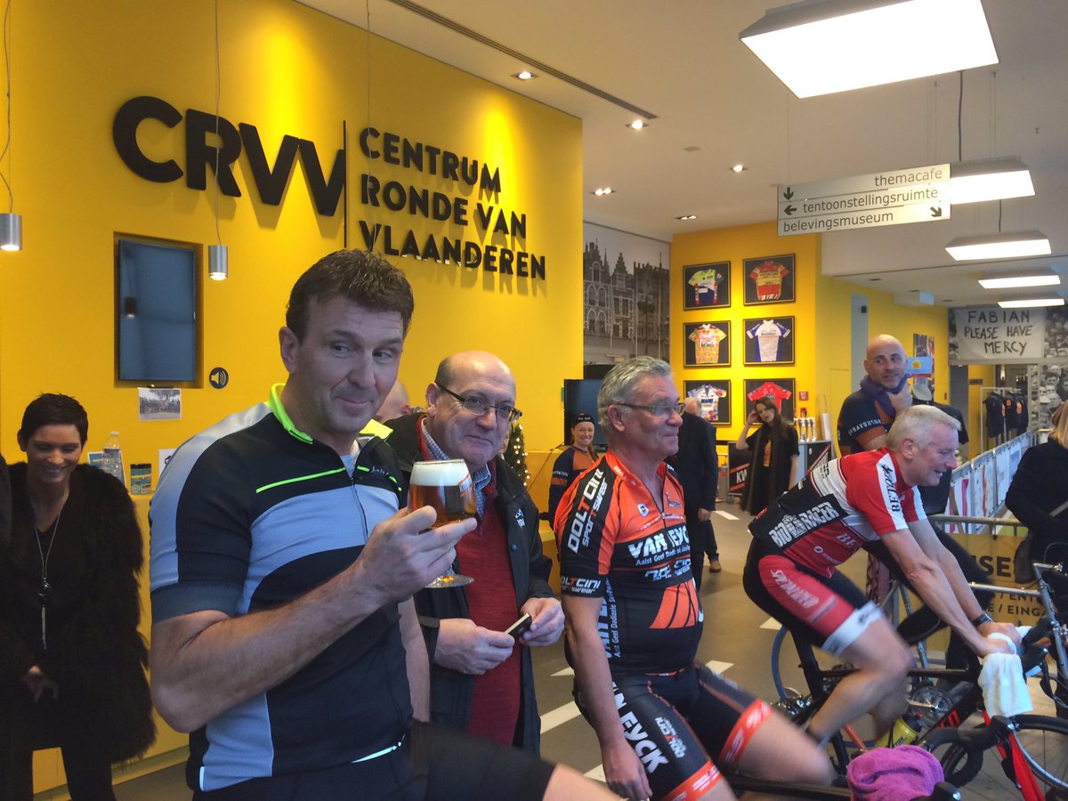 NicoMattan's tweet image. #crvv #DeWarmsteWeek #stubru #oudenaarde #24uoprollen 419km mes hommages !@johanmuseeuw @stubru