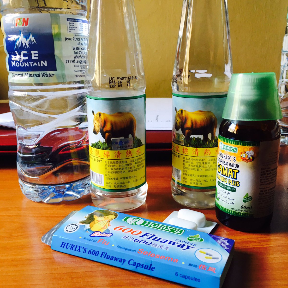 AfydaAzami's tweet photo. What a package. #FinalExamFever #Flu #SoreThroat #Fever #DoneWithFirstPaper https://t.co/n8tQHF4aUo
