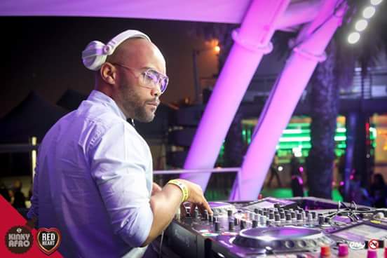 DJiceTM3's tweet photo. #30dec2016 #kinkyafrosa #KA #CapitalNP #nigel_pierceshow #GHFM #Newyears_weekend #kingICE👑👑#Djice_club925 #CapeTown @NigelPierce https://t.co/LiA9fUizzm