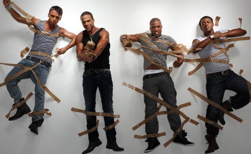 OutlawQueen_NL's tweet photo. Still stuck in our 💚💛❤💙 @MarvinHumes @AstonMerrygold @JBGill @Oritse #3YearsAndStillHere  
#ForeverAndADay #JLSMemories
We need you back https://t.co/VoLCBYa9Yn