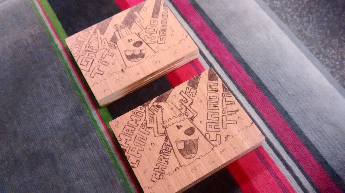 BoardyJump's tweet photo. #Christmas #art in the #train for #family with my #boardyjump #friends https://t.co/vYPTGaW9TU