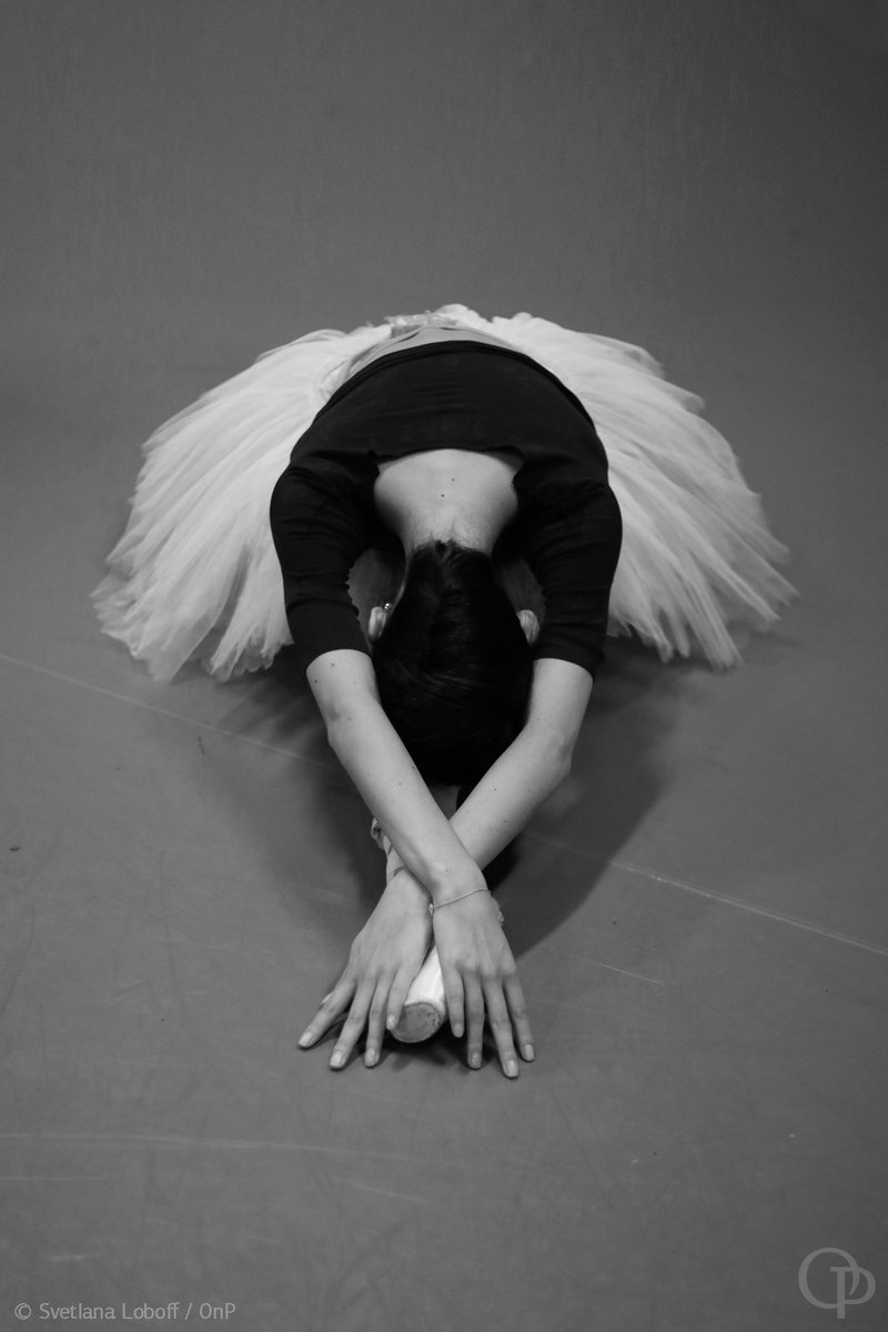BalletOParis's tweet photo. #LacdesCygnes
Ce soir, prise de rôle pour Fabien Revillion qui dansera le Prince aux côtés d'Hannah O'Neill. TTT  ! https://t.co/PkZ8sDOkUB