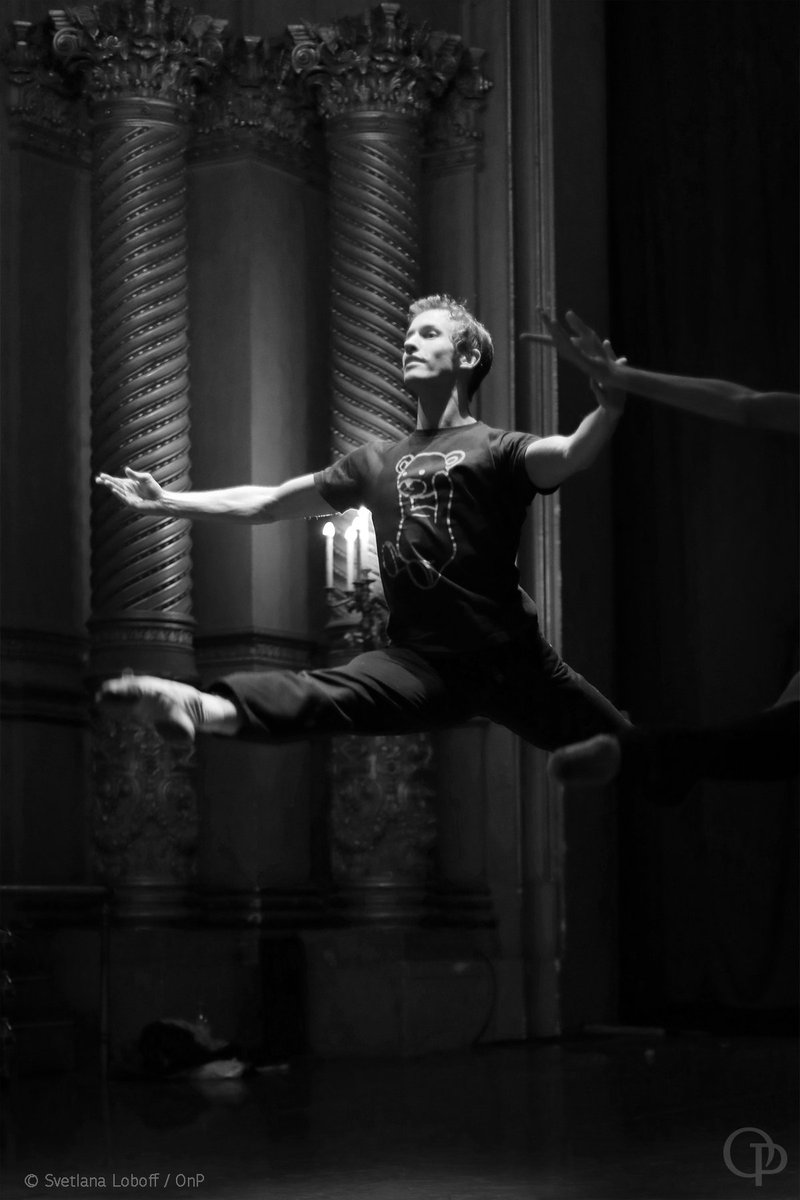 BalletOParis's tweet photo. #LacdesCygnes
Ce soir, prise de rôle pour Fabien Revillion qui dansera le Prince aux côtés d'Hannah O'Neill. TTT  ! https://t.co/PkZ8sDOkUB