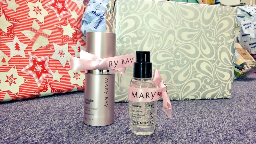 MeryGoumes's tweet photo. ¿Quién no desea volver a la juventud?Con Mary Kay lo tienes fácil, regala belleza, regala ilusión. #IdeasParaRegalarMaryKay #Belleza #top5 https://t.co/B1Nrg9FZdd