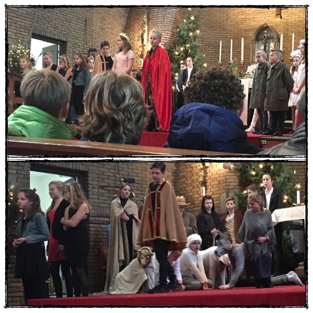 De kinderen van de groepen 8 van KC DeMatrix hebben een geweldig kerstspel laten zien aan alle andere groepen! Het was geweldig!