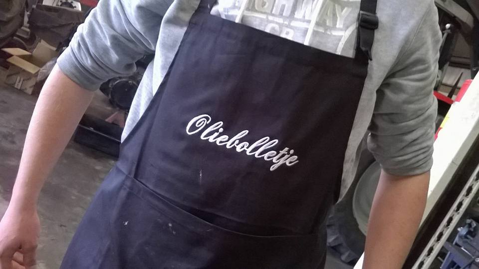 ExcelsiorMuziek's tweet photo. Bestel nu je oliebollen en appelbeignets voor oud en nieuw via https://t.co/xfmgUJc6os https://t.co/oFf0PHM9ru
