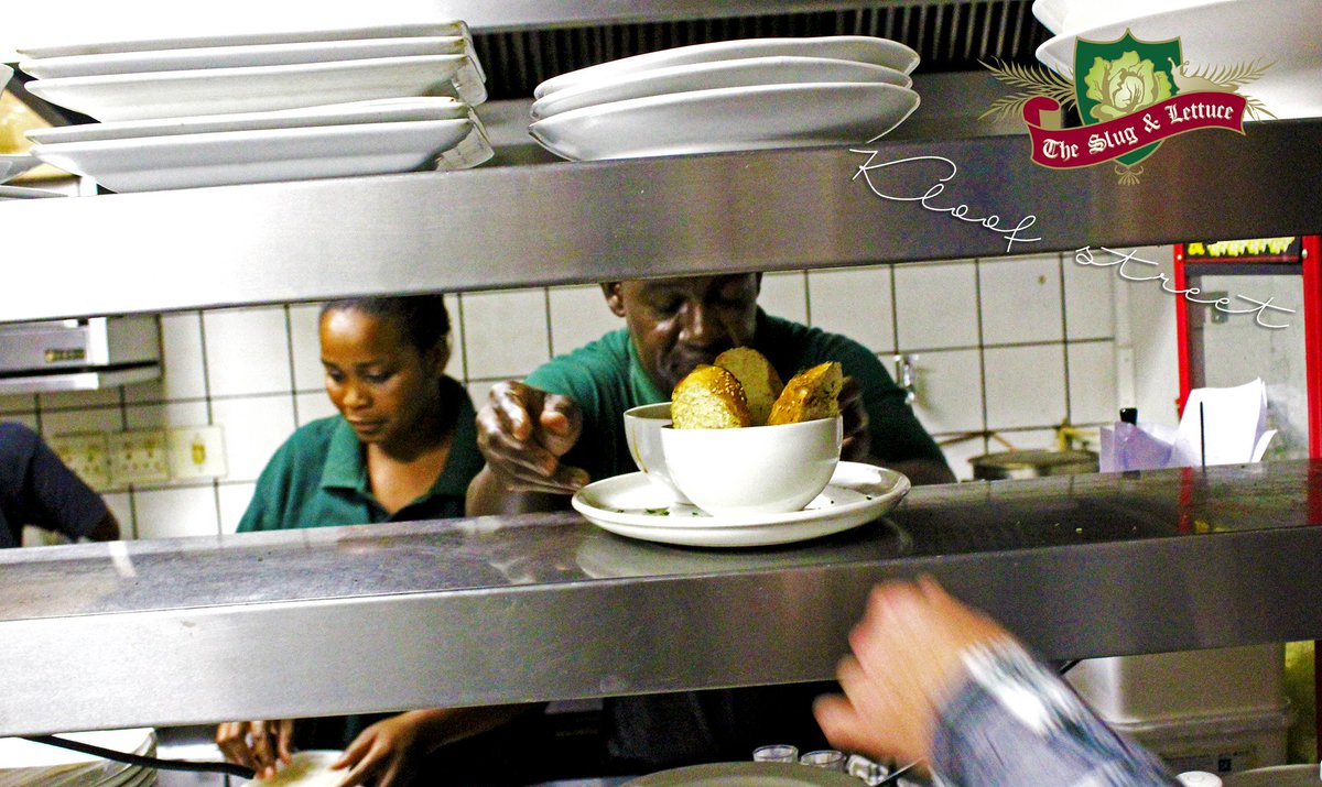 Last chance book your table for #DateNight tonight.
2 x 2 course meal and wine for R250
<a href="/Kai_Liam/">Kai Liam Connor</a> performing live from 8pm. #Thursdays