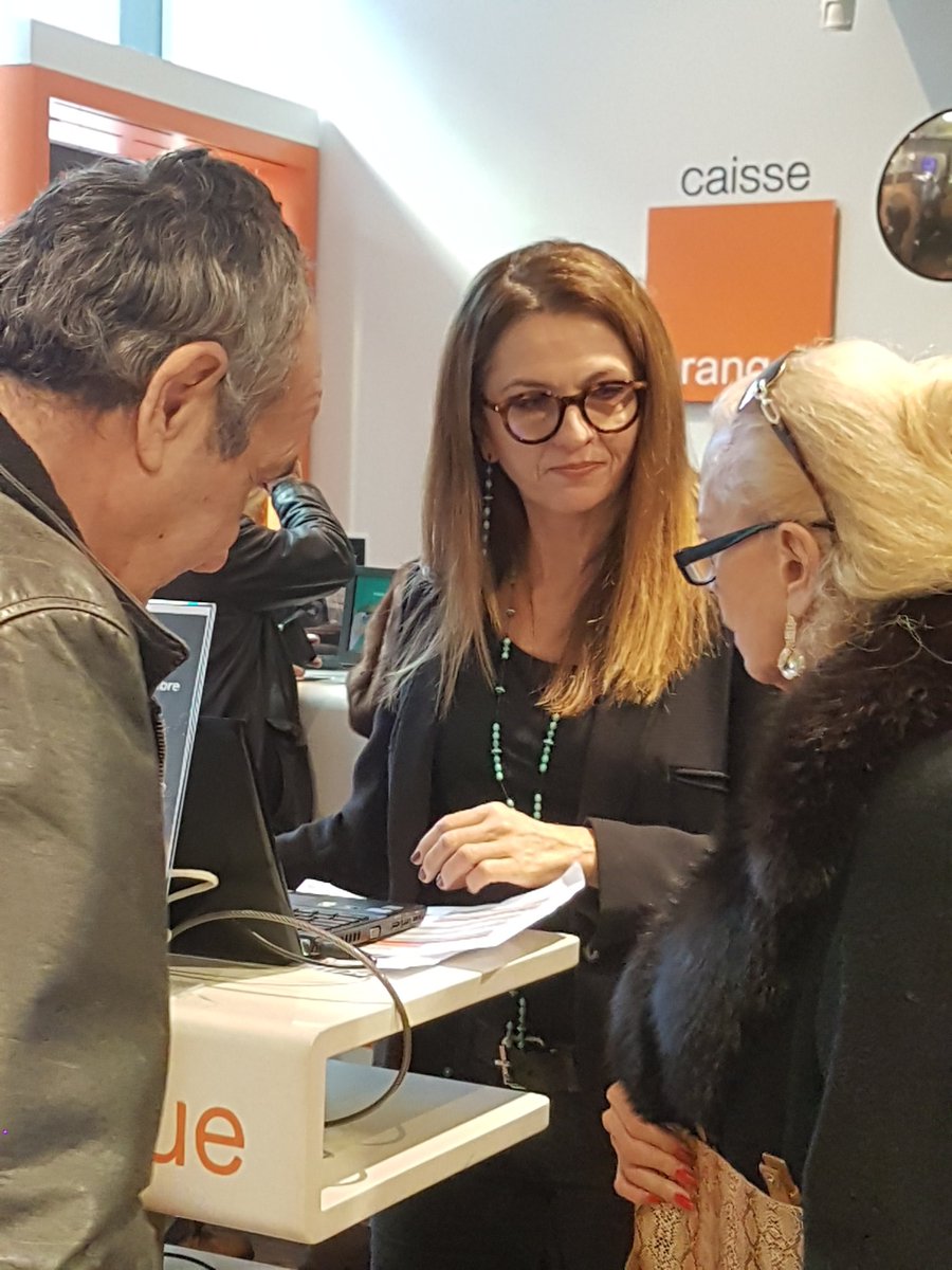 pairone1's tweet image. Merci Valérie de venir nous aider 😀 @Valerie_Perotti  @stephpaillard @vpinsan  @MinaMaaref @stephcesaroni @laeti_magenta @jenni_achilli