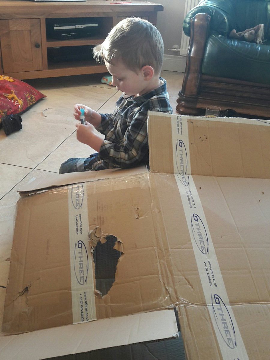 30smcferran's tweet image. #Funinabox. #santadosntneedtocome
@OThreeLtd