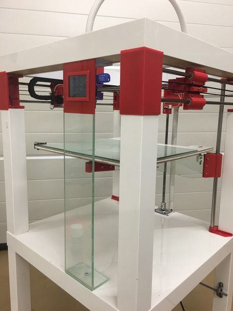 Imprimantes3D's tweet photo. Transformer une table #LACK de chez #Ikea pour en faire une #imprimante3d XL 👍

@IKEA_France #maker #3dprinter
https://t.co/LlGkfXT9VY https://t.co/PrisFrCHk5