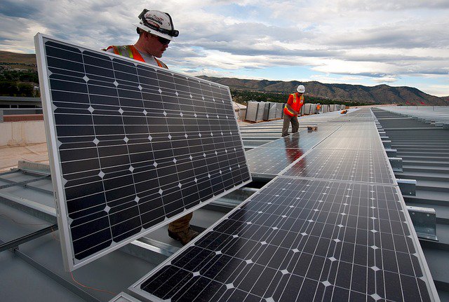 MagnumRecycles's tweet photo. Way to go #LasVegas! https://t.co/DZenbpLpCi  #renewableenergy #thanksforbeinggreen https://t.co/yNRhUywuc4