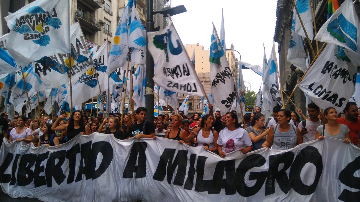 larroqueandres's tweet photo. En la puerta del Congreso junto a compañeras y compañeros denunciamos la violencia en #Jujuy y exigimos la liberación de #MilagroSala https://t.co/ratg7GQwak