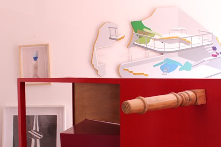 En la práctica de Rodrigo Red Sandoval no hay lugar para las definiciones convencionales. bit.ly/2hMiLoZ #diseno <a href="/AnguloCero/">Ángulo Cero</a>