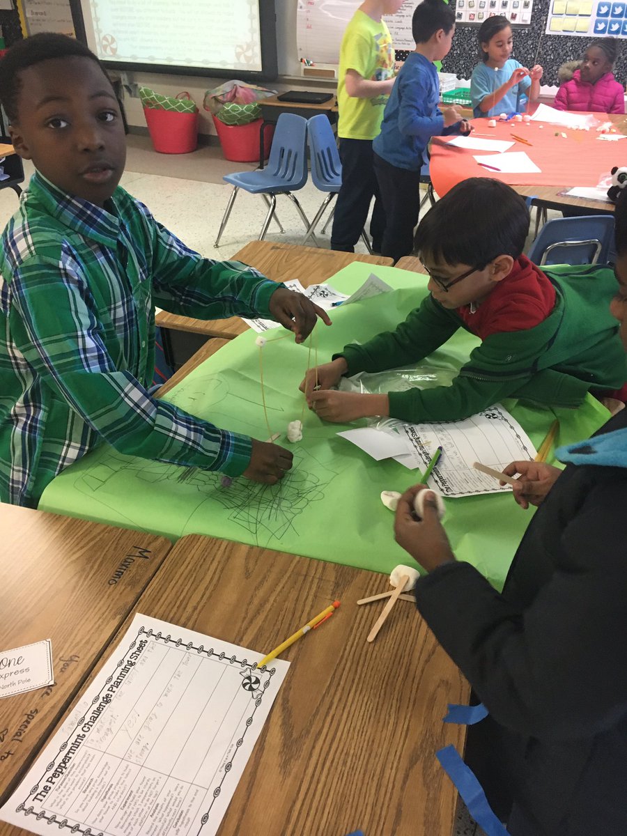 b_aproton's tweet photo. Peppermint Design Challenge! #Science #Teamwork #STEM #CriticalThinking https://t.co/y0JfM9aLe5