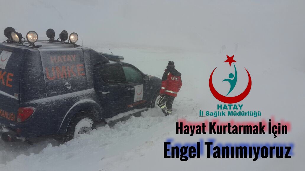 Yoğun kar yağışların da tüm hastalara ulaşabilmek için UMKE Timi aralıksız hayat kurtarmaya devam ediyor.