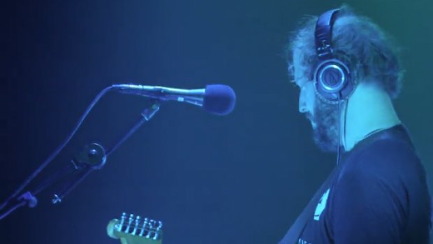 laRadioNova's tweet photo. Au Pioneer Works à Brooklyn, un live de @boniver capté dans son intégralité. Attention, c'est très beau https://t.co/44zgbRnEeJ https://t.co/ETKPfIPzUF