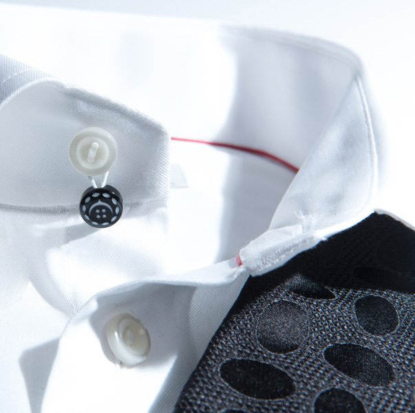 CochicStyle's tweet photo. #Christmas party at work? Be Cochic and Festive! #cochicstyle #Xmas #Mensfashion #menswear #menstyle #dapper #suit #shirt #men #Decorations https://t.co/RyxNRyNGzK