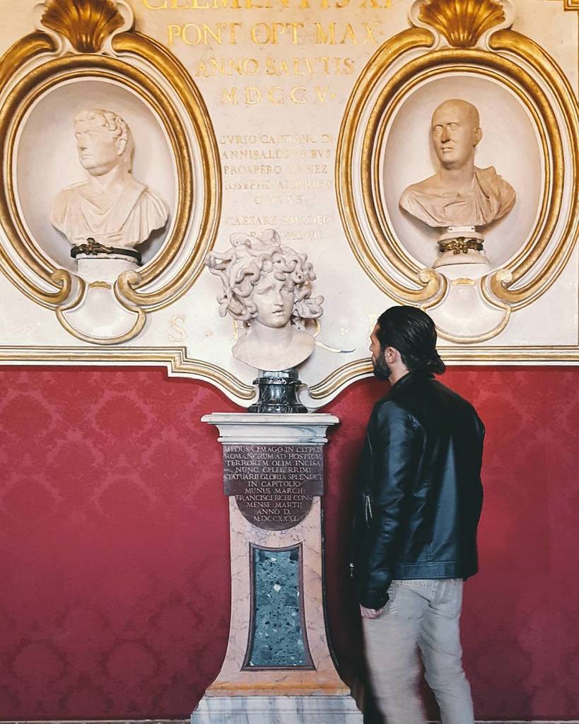 antonella1007's tweet photo. Non chiamare destino la conseguenza delle tue azioni.
#emptycapitolini https://t.co/OOr3QbtyQ5 https://t.co/7Pzn6yYNJP