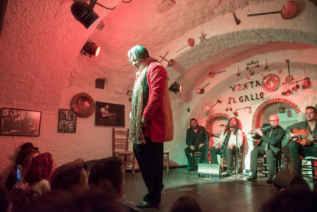granada_inn's tweet photo. Don´t hesitate to introduce yourself into the best Flamenco atmosphere in V. el Gallo.  #antoniocanales #ventaelgallo #granadainn #flamenco https://t.co/ocjJhzFh57