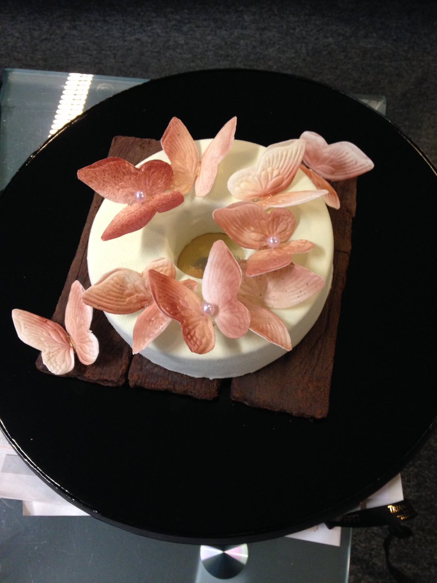 Le Dg du Trianon Palace de Versailles à 14h <a href="/goutsdeluxe/">goutsdeluxeparis</a>