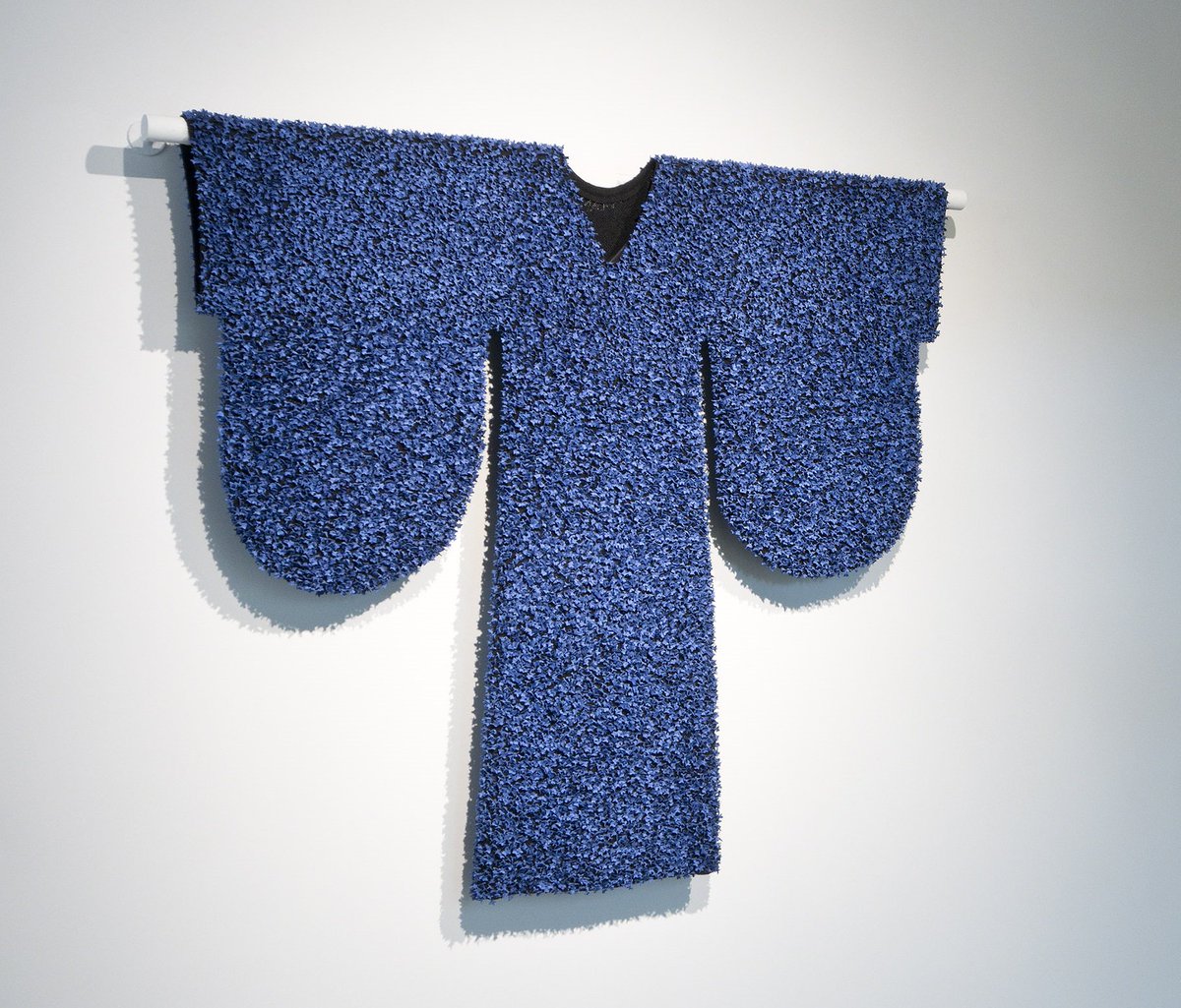 mfaboston's tweet image. Caroline Cheng&apos;s &quot;Prosperity&quot; is composed of thousands of porcelain butterflies made by skilled makers in Jingdezhen, China. #mfaNOW