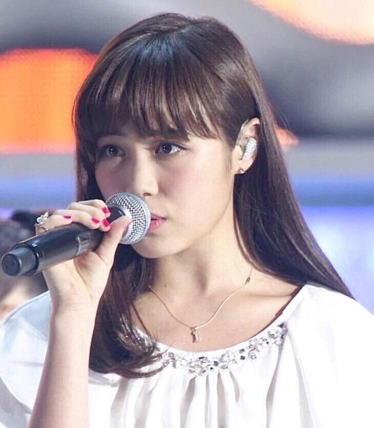 washiomi_EG's tweet photo. 協力お願いします🙏🏻
鷲尾伶菜の誕生日1月20日まであと少し！
鷲尾ちゃんの誕生日までに1200RT目指します!!!!!
フォロワーの皆さんゆっくりでいいんで協力お願いします🙏🏻🙏🏻🙏🏻

※120RTは成功しました😊

#RTした全員フォローする 
#鷲尾伶菜好きな人RT https://t.co/HsJmY7ZTfB