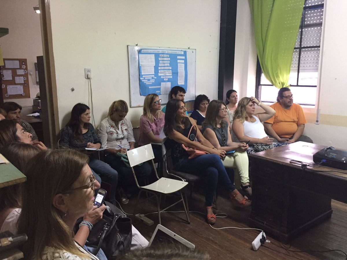 ciie_navarro's tweet photo. Reunión regional de trabajo. Directores de CIIE, Equipo ETR y personal de CIIEs Región 10 @equipocoordciie @BAeducacion https://t.co/0C4YR3enG4