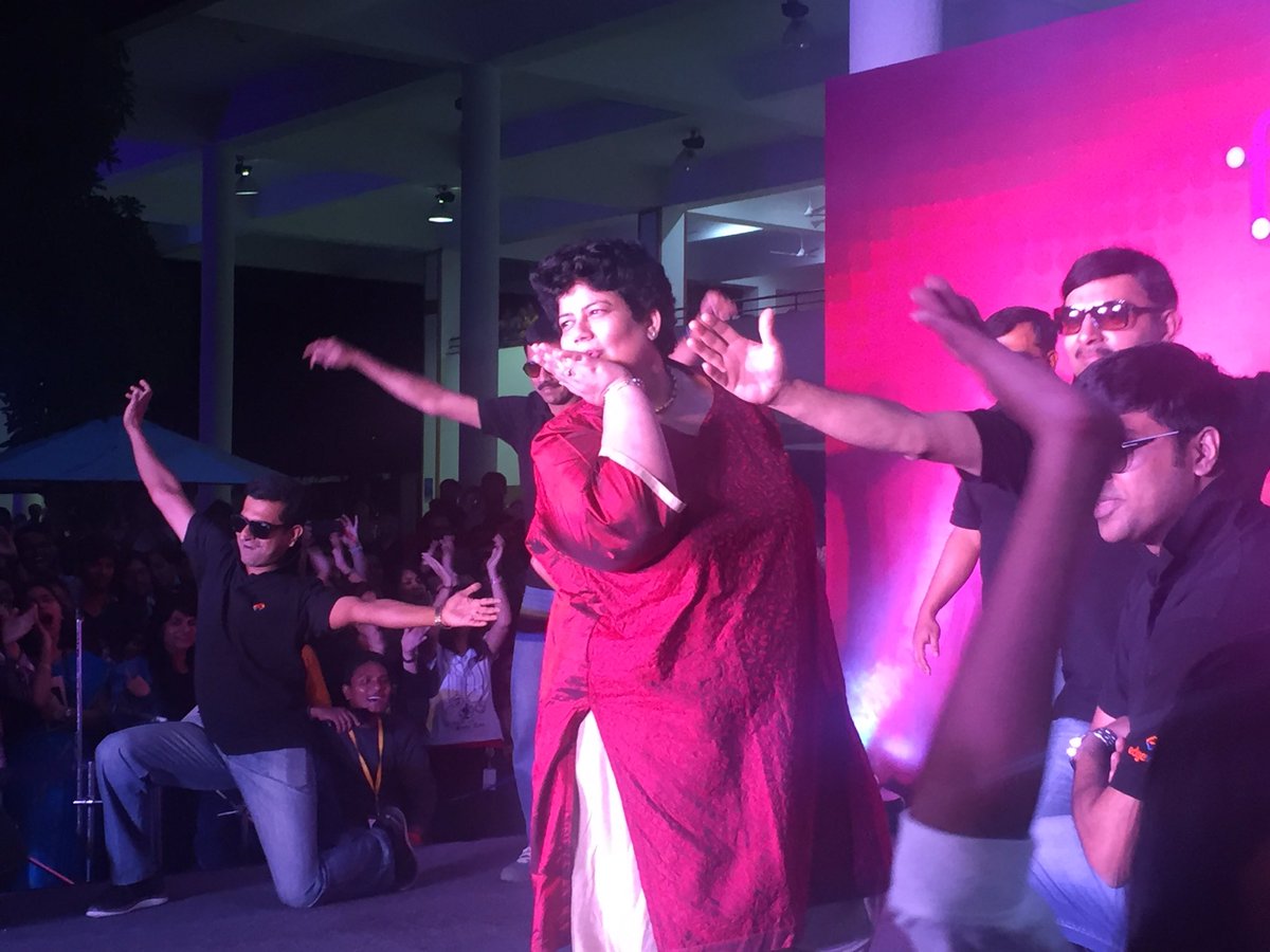 DanielManthri's tweet image. Our very own @Sheenam_Ohrie  and other leaders killing it at @edge_verve  #fEVerFun 🤘