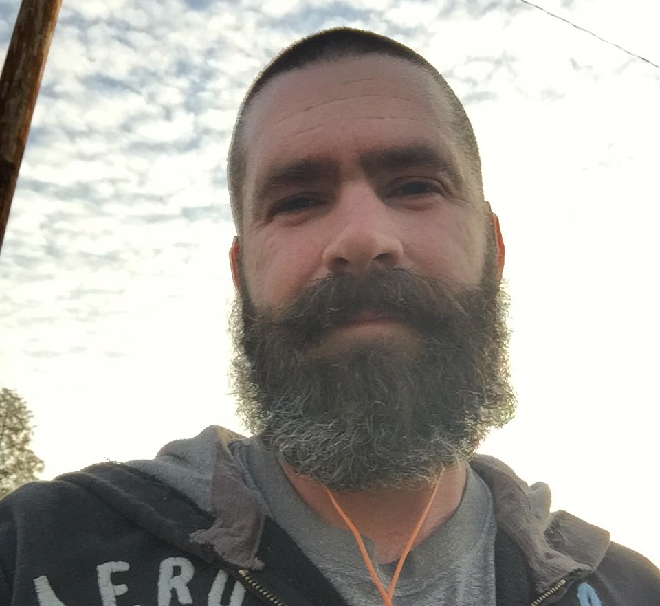 EthanPariseau's tweet photo. Don't always follow the example of others. Be the example for others. #BeTheX #LiftOthersUp #WorkoutComplete https://t.co/i3XEcA5U3n