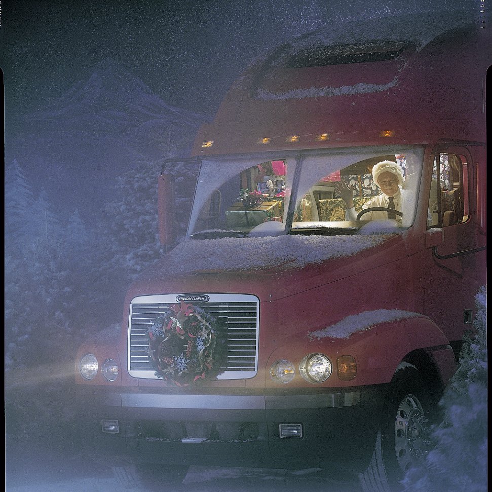 freightliner's tweet photo. When you need a little more than reindeer power, we're always there to make the haul. #TBT #CenturyClass https://t.co/QvIFCbkKgX