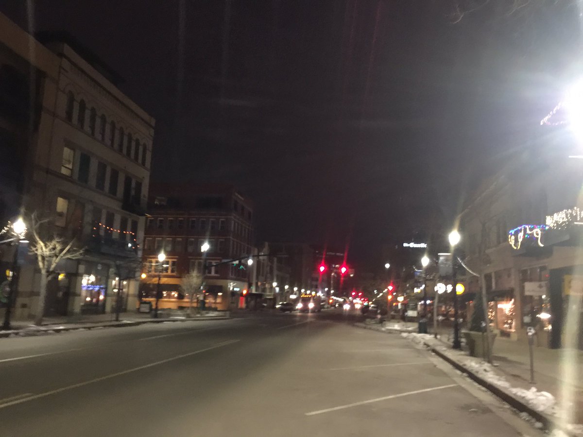 jb_sanchez's tweet photo. #PPRR morning workout, downtown #ColoradoSprings before the city awakes. #Irunthistown #nosuchthingasoffseason #PikesPeakRoadRunners #runson https://t.co/1UMxkm2ULC