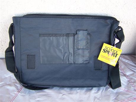 Auction_Outlet's tweet image. Don't miss out on Brand New General Merchandise with Starting Bids of $1 &amp;amp; $5. Starts closing at 7PM today!