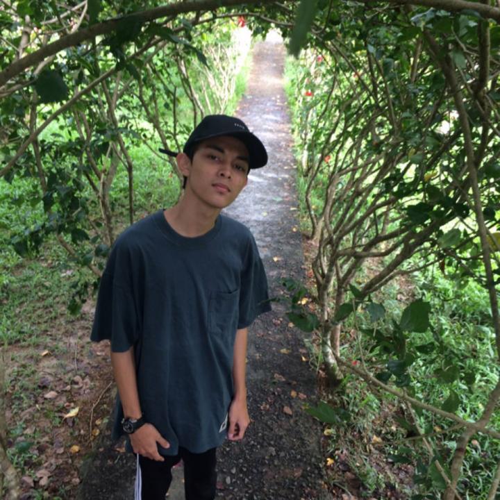 Goblin_09's tweet photo. Come hangout with me > Ongkoloi on #BIGOLIVE. https://t.co/vJVLhhz6jX https://t.co/ABJ3r8ZpS2