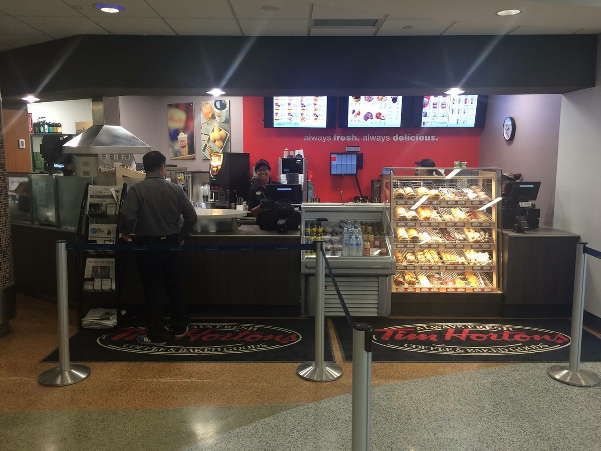 BUFFoodRetail's tweet photo. We're officially open!!! #timhortons #BUF #BUFAirportEats @delawarenorth https://t.co/J9Bnkmogki