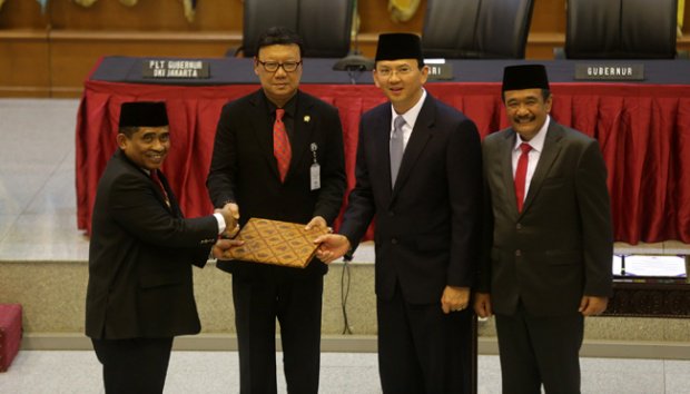 simpul_id's tweet photo. Alumni GMNI, Plt Gubernur DKI Bantah Amankan Ahok-Djarot https://t.co/BTTUcbddbO https://t.co/FiR6Ss7XYc