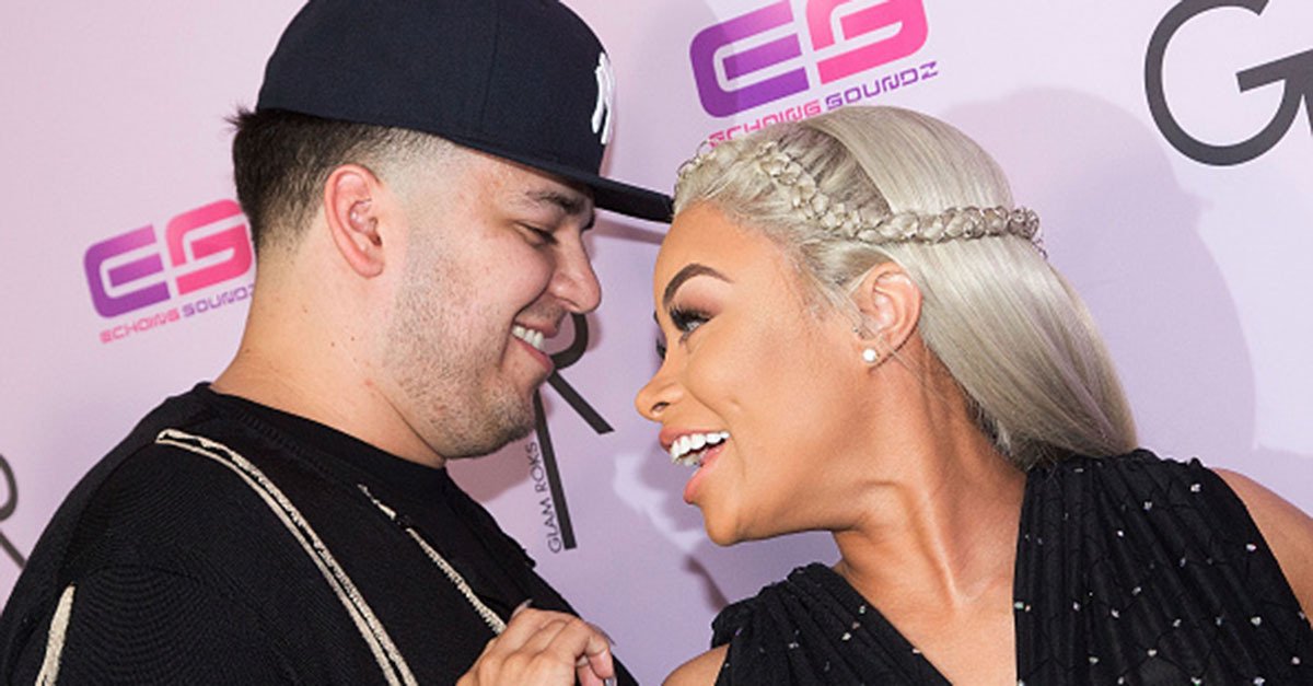 hot96tweets's tweet photo. #OnAndOffAgain: @robkardashian & @BLACCHYNA are reportedly back together after their nasty split! | @CooperOnAir @ShelbySummers96 https://t.co/KZA2aJ4pBw