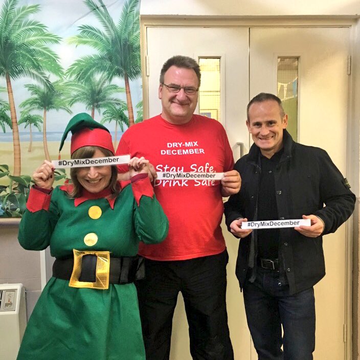 MYOX4's tweet photo. #drymixdecember Signing up for #DryJanuary doesn't have to mean packing a months worth of #alcohol into the last part of #December! https://t.co/P5za8oJxzu