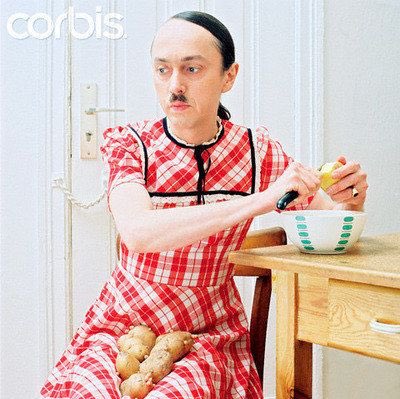 ProblemsExam's tweet photo. When you have dinner at 6pm but a country to invade at 9pm https://t.co/pVgY1TNNn0