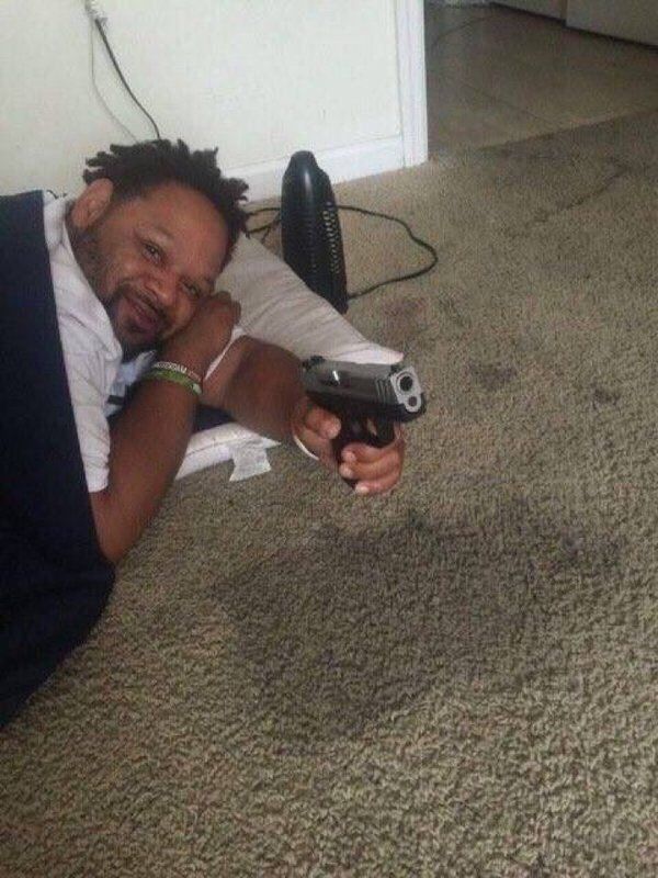 MensHumor's tweet photo. When you're sleeping over your friends house and hear "let's draw a dick" https://t.co/qAXioSGuPp