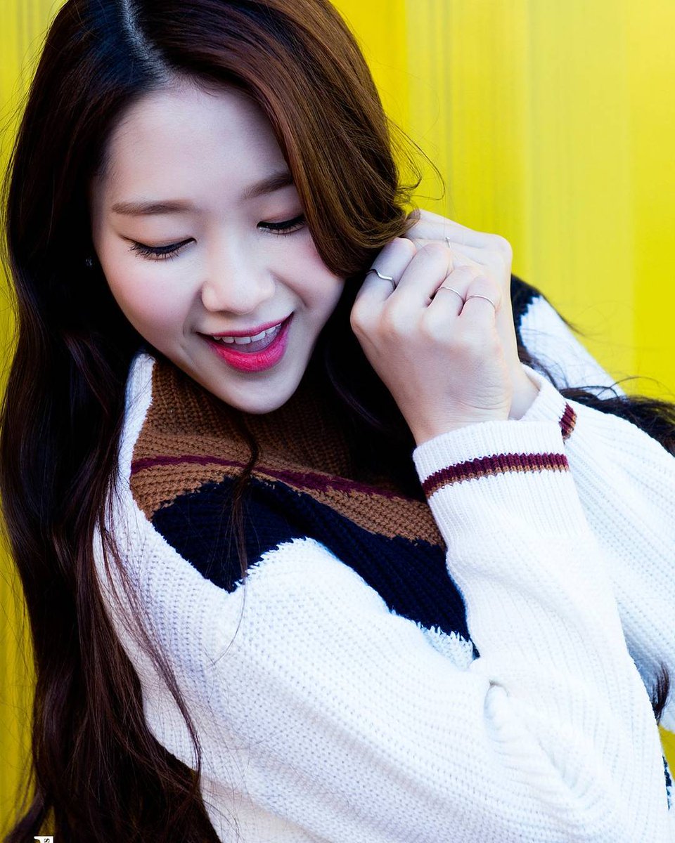 _WM_OHMYGIRL's tweet photo. 디스패치 뉴스 #지호 #오마이걸 #OHMYGIRL #OMG #Jiho https://t.co/ECHCe7uJn7