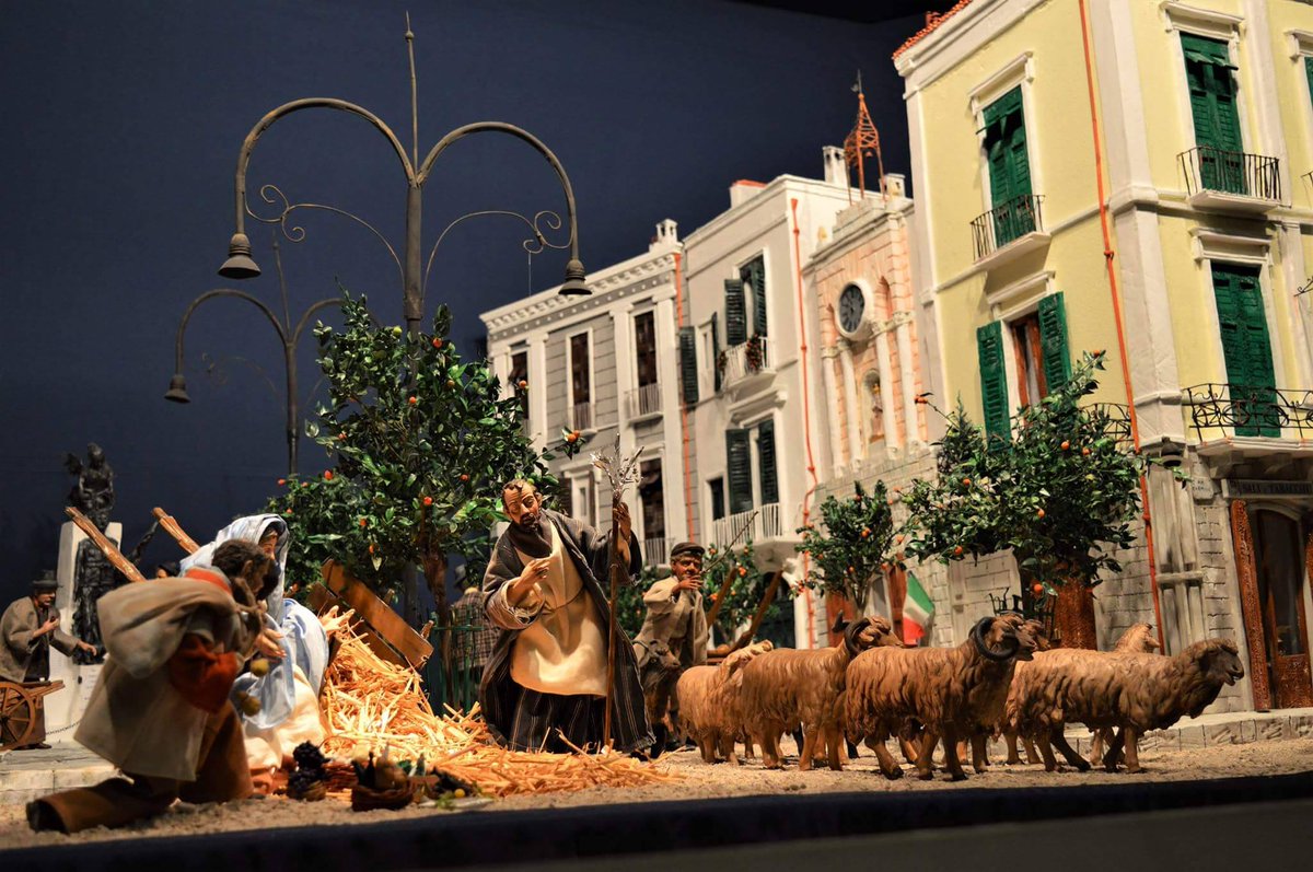 Passione e arte nel #presepe a #Noicattaro in Piazza Umberto I e presso l'Immacolata. #Natale
goo.gl/cAqTNu