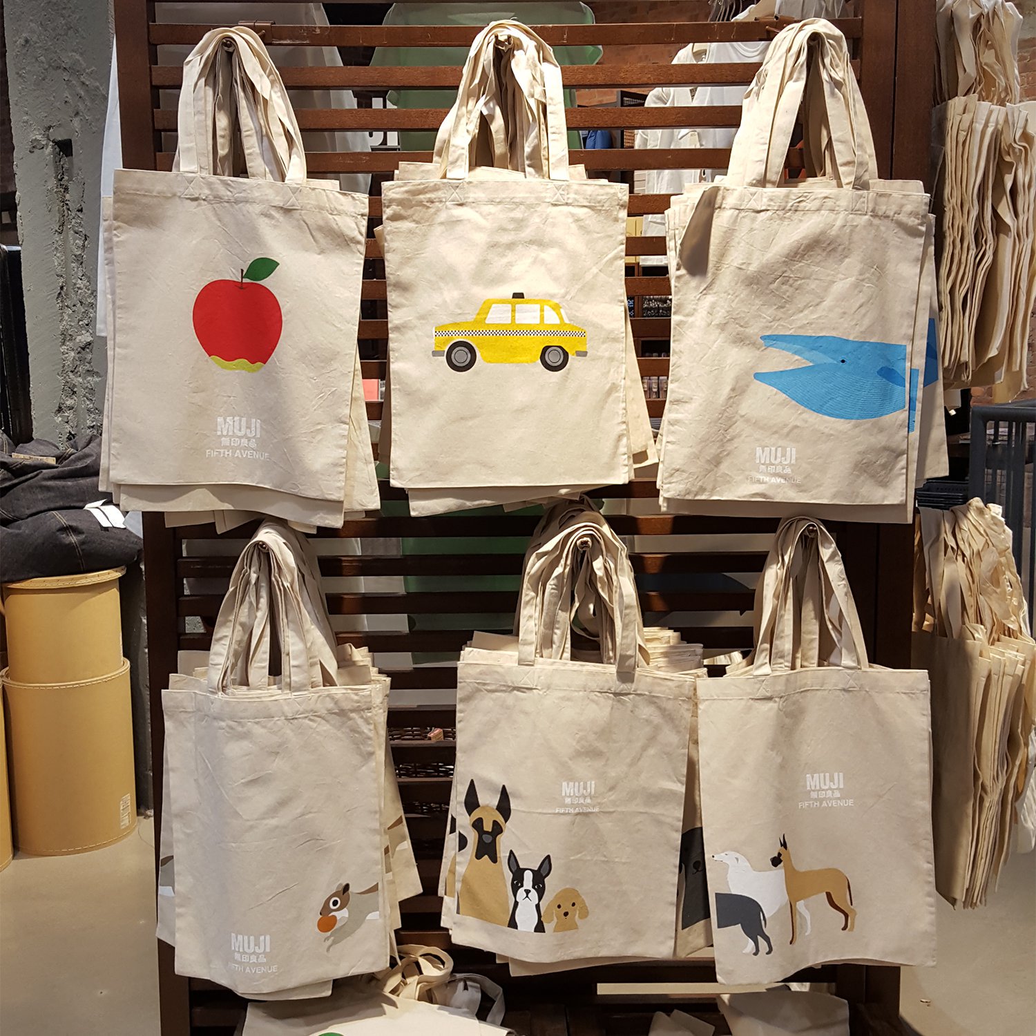 MUJI USA on X This holiday season why not gift a Limited Edition double sided My Bag Available only at MUJI Fifth Avenue. muji mujiusa mujigift https t rKd6XxK1fw X