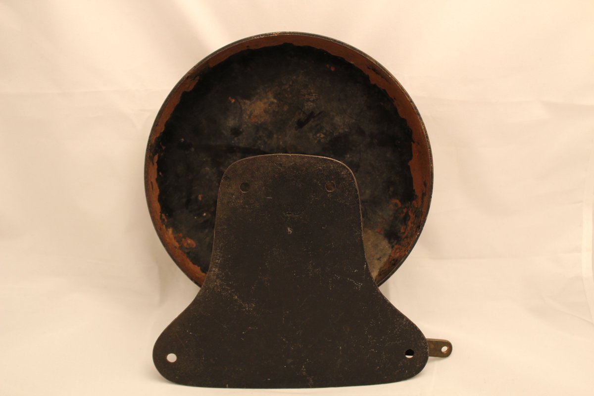 CacharelAntique's tweet photo. For Sale | Antique 8" Bevin Boxing Bell #Antique #Vintage #BoxingBell #BevinBell #Bell #ChristmasGifts #ChristmasPresents #AntiqueLovers https://t.co/P3vYnWprRz